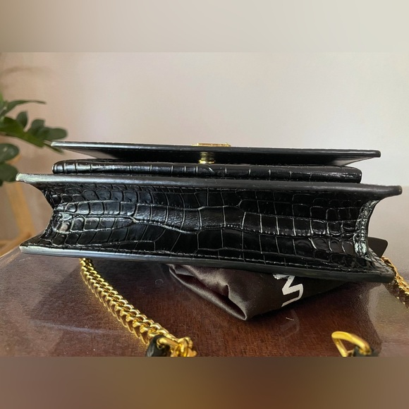 YSL Sunset Black Crocodile Embossed Leather 2,020$ - Picture 5 of 12